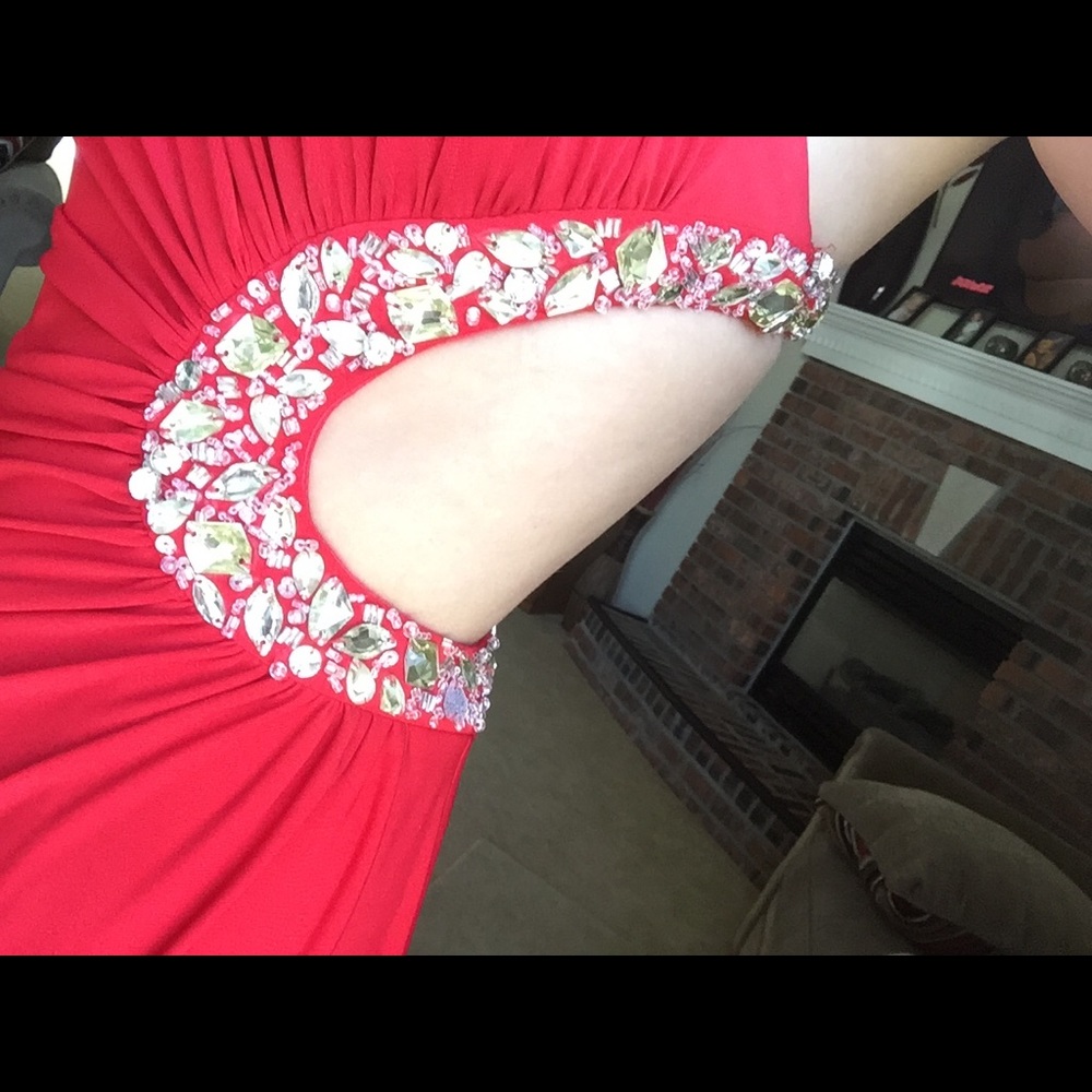 Prom dress - Picture 4 of 5
